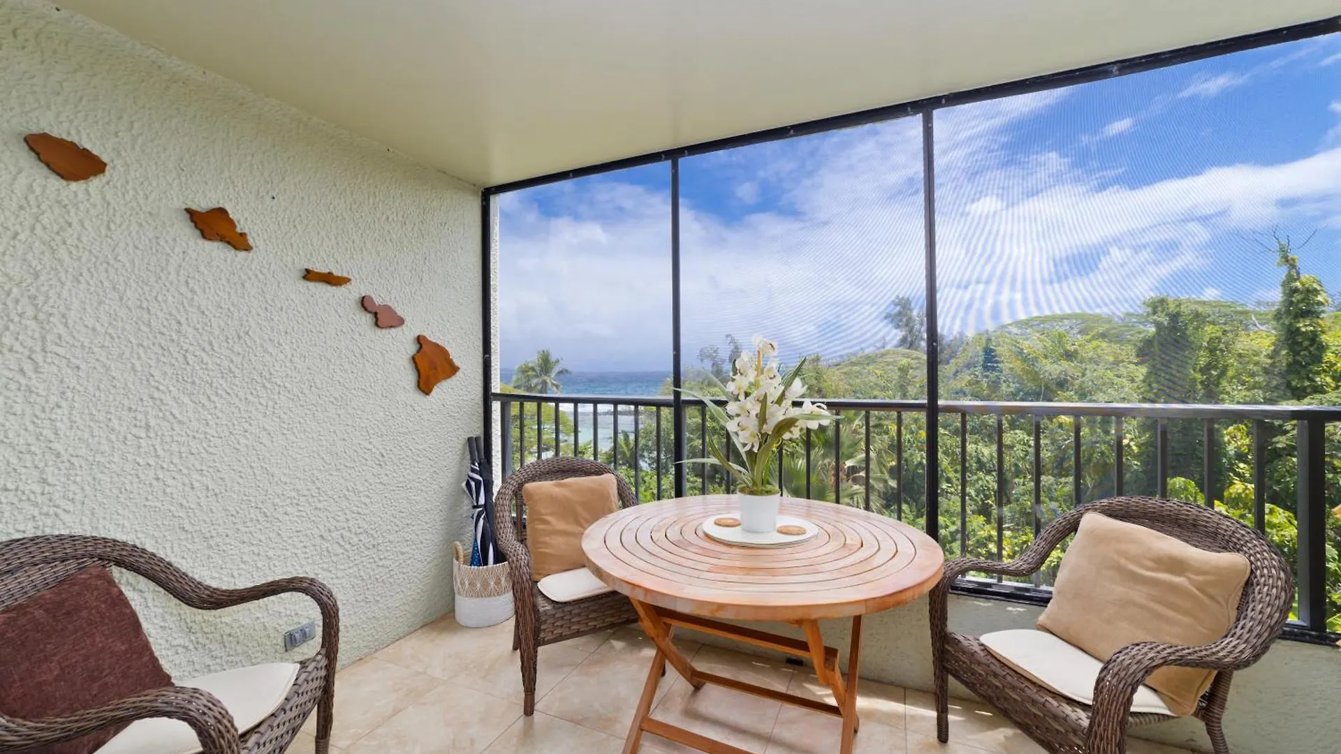 Direct Oceanfront Mauna Loa Shores Honu Elua #508 Next To Carlsmith Beach Park, Hilo Hi
