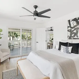 Serenity By The Sea Ultimate Beachfront Escape Hau'ula